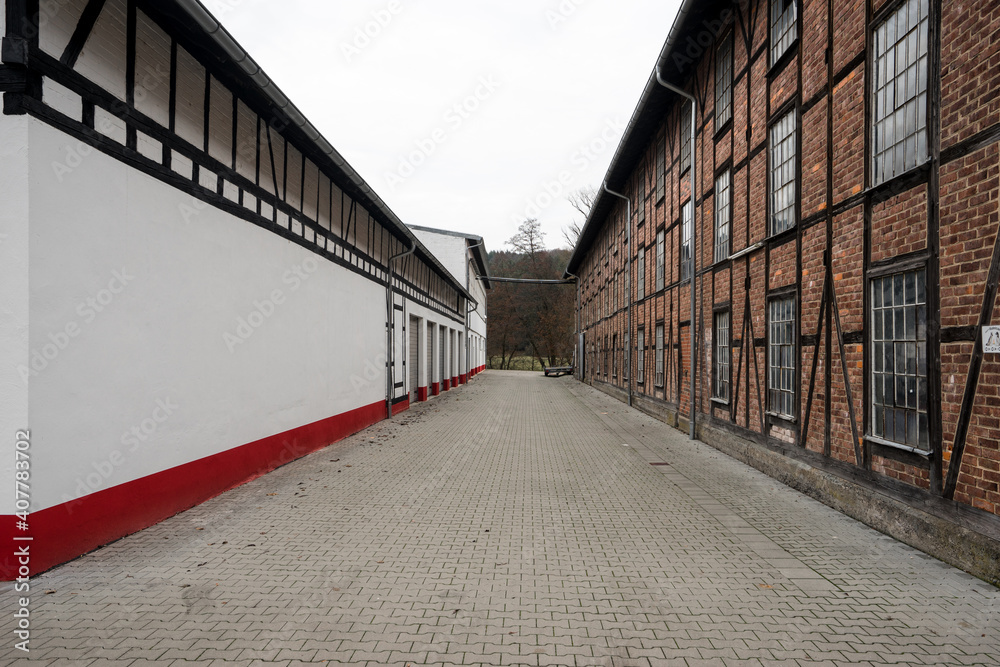 Manufacturing and storage building in an old ceramic factory
