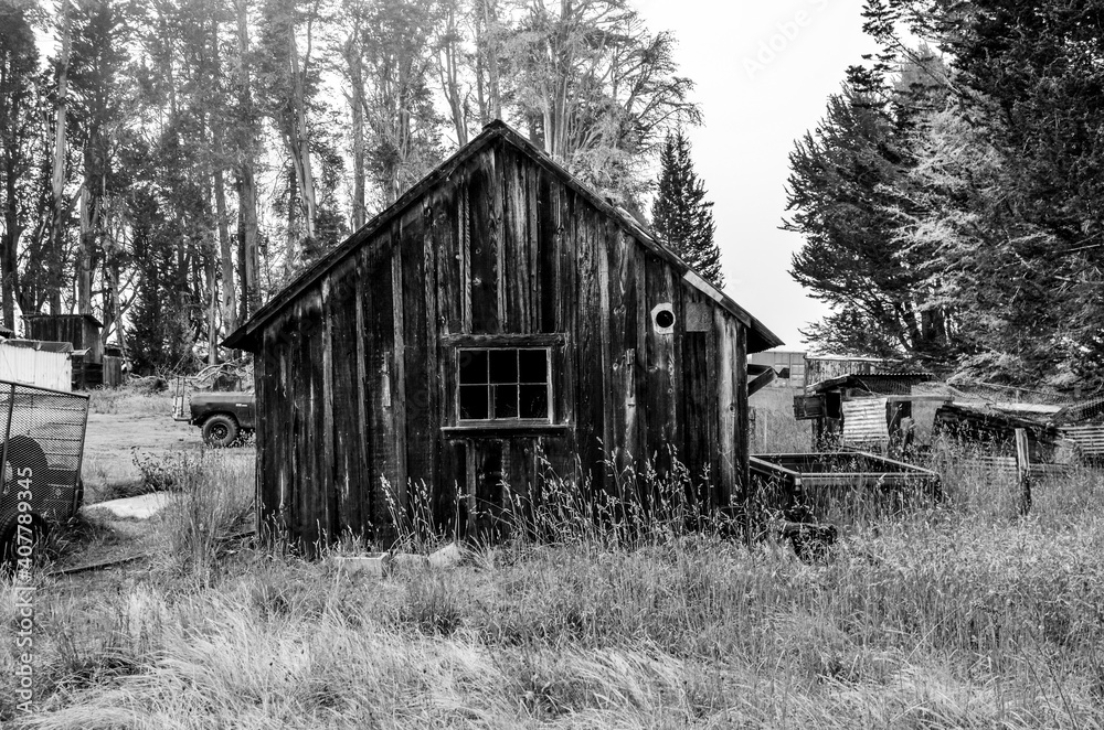 Old run-down building on Humuula Sheep Station on the slopes of Mauna Kea