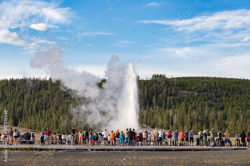 Crowds in front of the old faithful in Yellowstone National Park