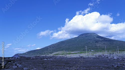 八丈島の南原千畳敷から眺める八丈富士 photo