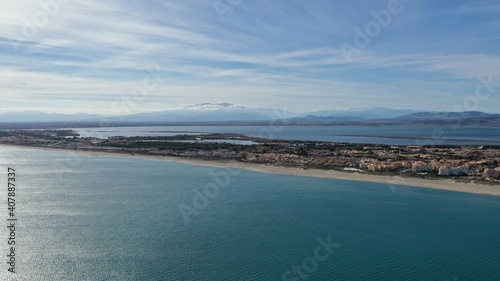 Wallpaper Mural survol du littoral entre Port-Leucate et le Barcarès (Aude, France) Torontodigital.ca