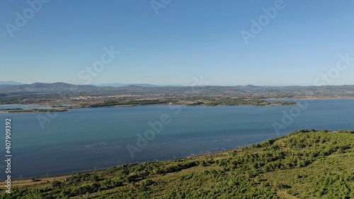 Wallpaper Mural vue aérienne de l'Etang de Bages près de Narbonne dans l'Aude (France) Torontodigital.ca