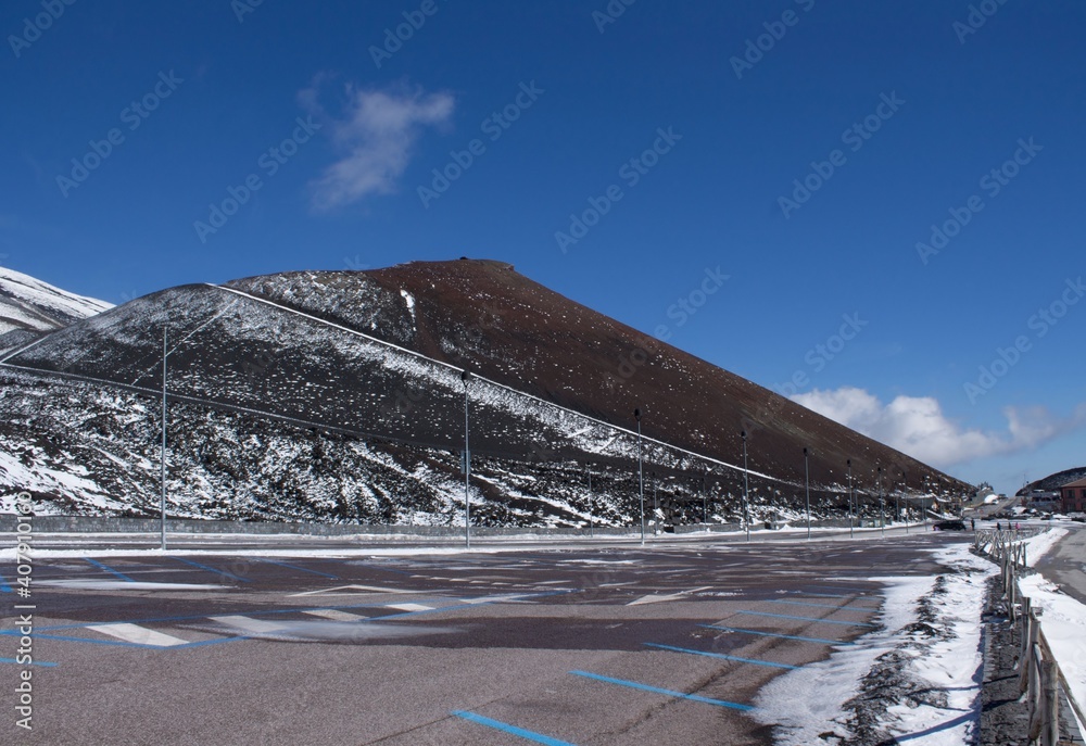 Pressi del Monte Etna