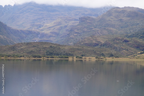 Lindo paisaje de montañas