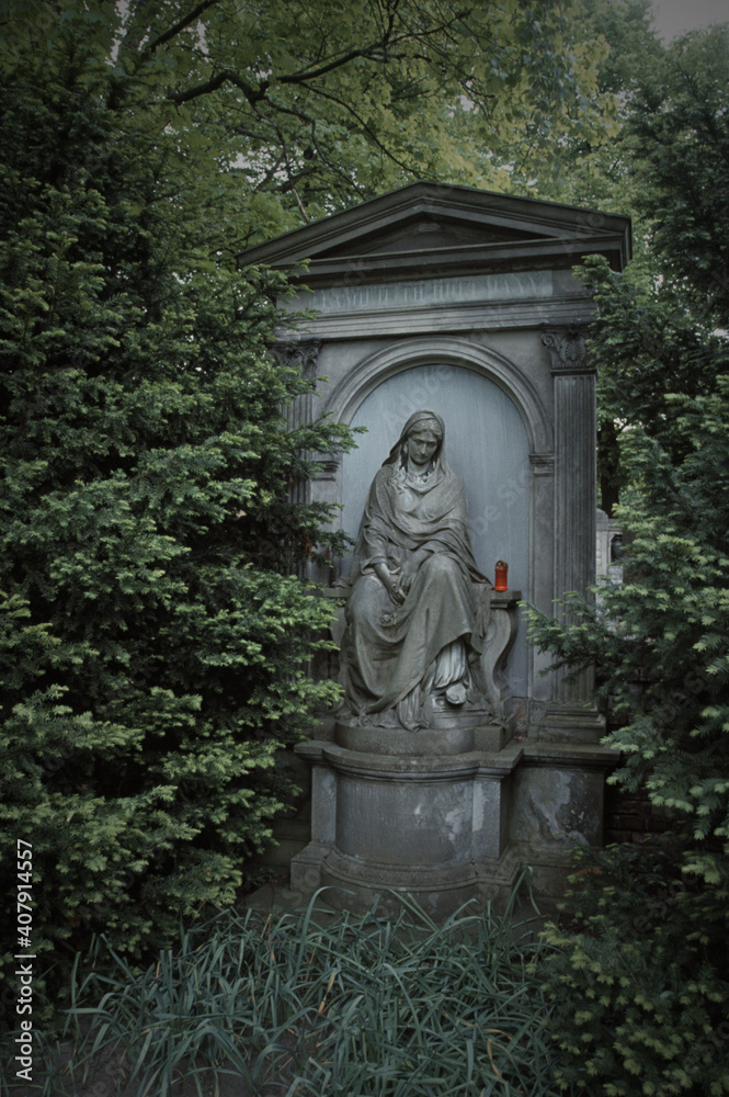 Auf dem Stadtfriedhof Engesohde in Hannover