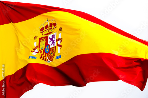 Bandera de España ondeando al viento