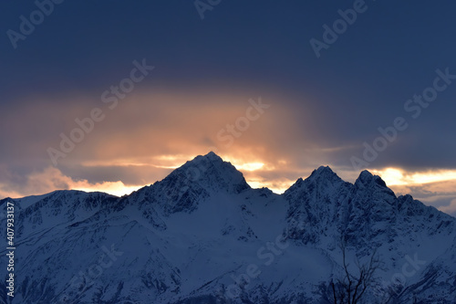 Sunrise in Alaska's Chugach mountains © JT Fisherman