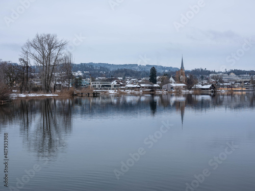 Pfäffiker See im Winter mit Schnee © UrbanExplorer