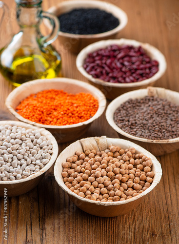 Different vegetable protein sources: beans, lentils, chickpeas