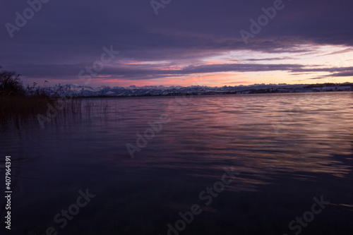 Colorful sunset over the lake of pfaeffikon (Pfäffikersee) © Luciernaga