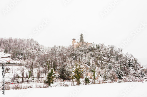 Arlesheim, Schloss Birseck, Ermitage, Dorf, Wanderweg, Wald, Schnee, Schneedecke, Baselland, Birstal, Birseck, Winter, Schweiz photo