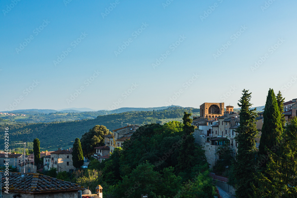 イタリア　サン・ジミニャーノの旧市街からの郊外の風景