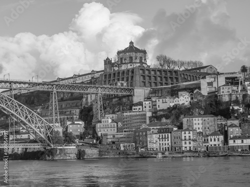 die portugiesische Stadt Porto photo