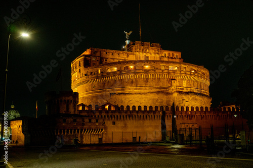 Canvas-taulu Castel Sant'Angelo e San Pietro