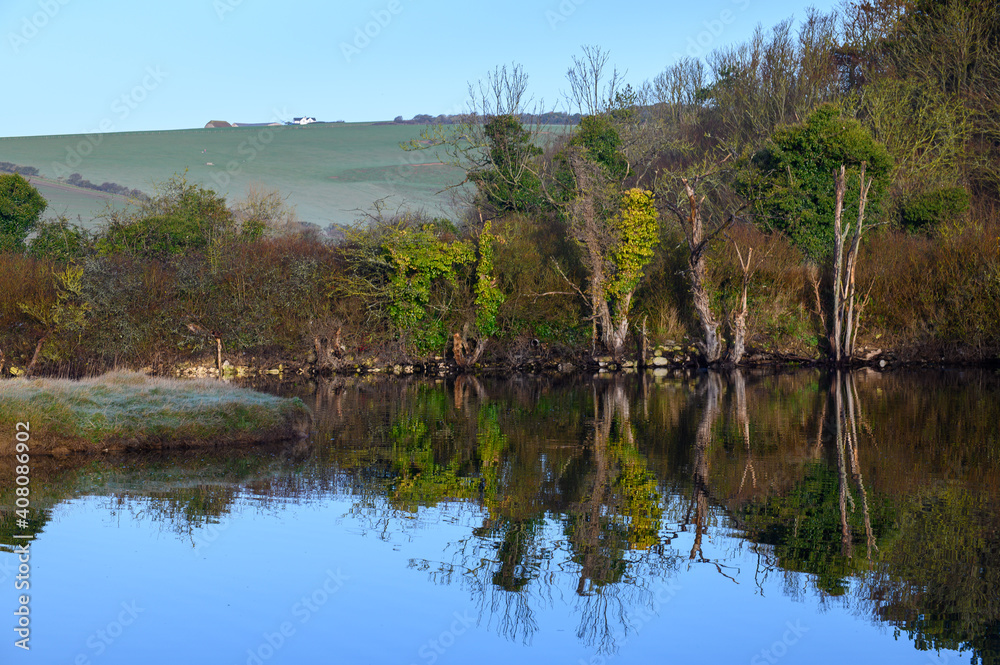 Obraz premium Reflections in a river
