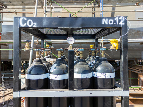 Obraz na plátně Carbon dioxide cylinder pack, use for welding process Flux Cored Arc Welding