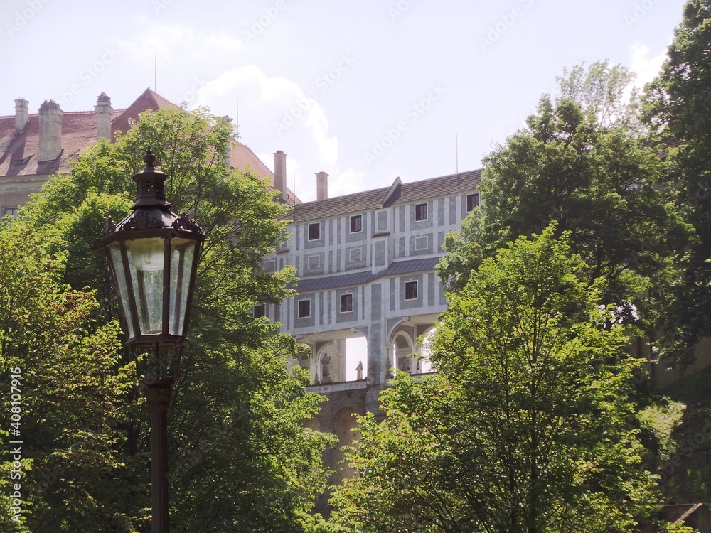 Český Krumlov, Czech Republic, palace park, building, green trees, street lamp Český Krumlov, Czech Republic, palace park, building, green trees, street lamp