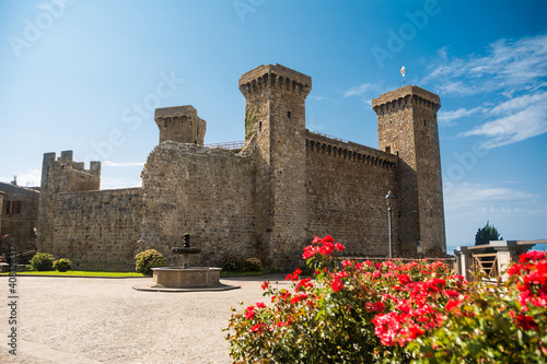 Cuadro en lienzo Monaldeschi fortress of cervara, in Bolsena, Lazio, Italy