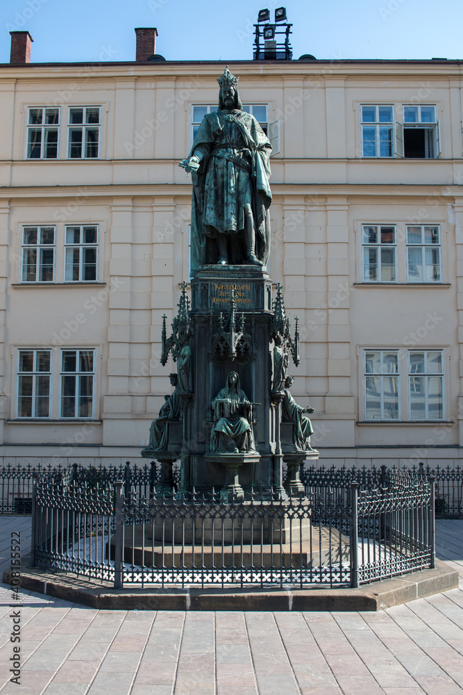 pomnik Karola IV - obrazy, fototapety, plakaty 