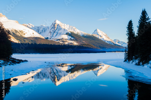 Beautiful view of Maligne Lake in Jasper National Park, Canada © jonas