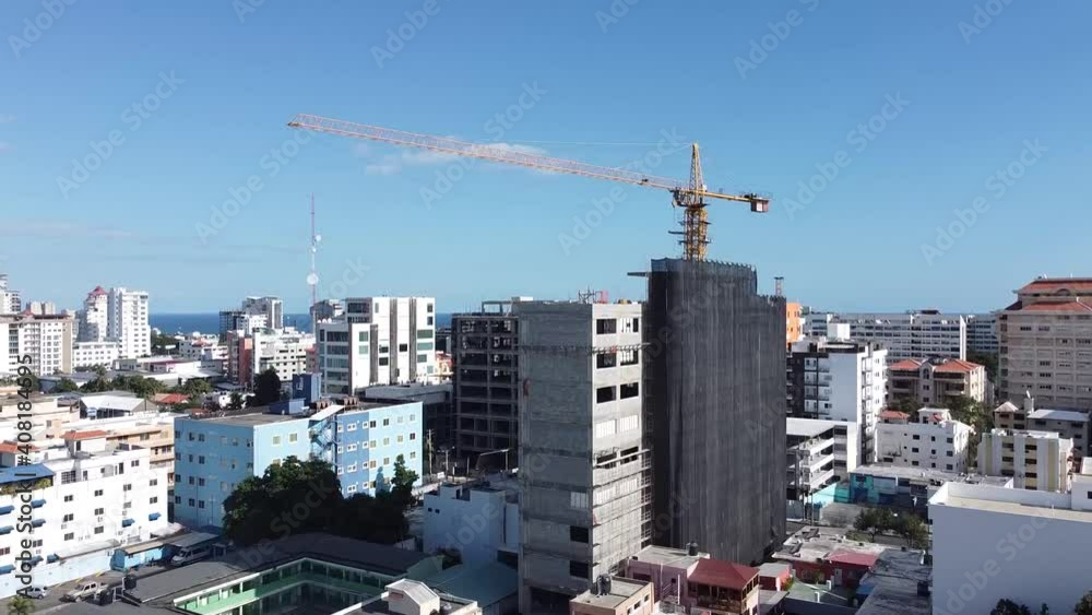 edificio de construccion, toma aerea de gruas, arquitectura, metropolis,  paisaje urbano, construccion en concreto, grua construyendo edificio
