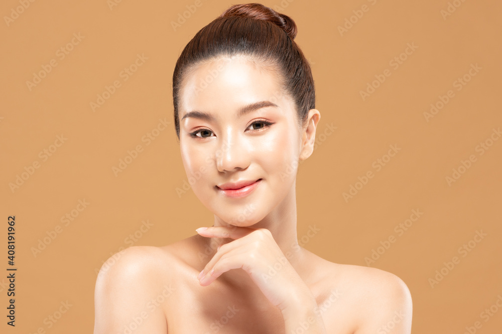 Beauty asian women touching soft chinskin close up face beauty. Beauty asian women touching soft chinskin close up face beauty.