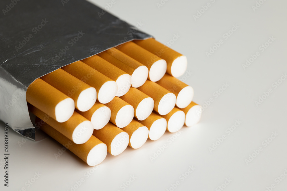 Cigarettes put together several cigarettes in a cigarette pack. Cigarettes put together several cigarettes in a cigarette pack.