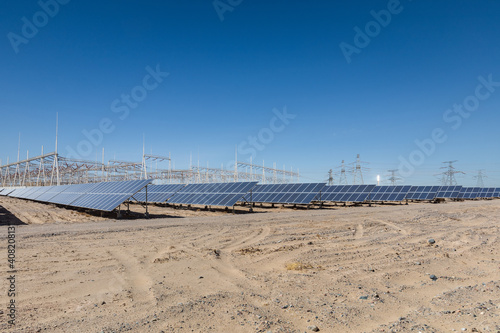 solar power plant in desert