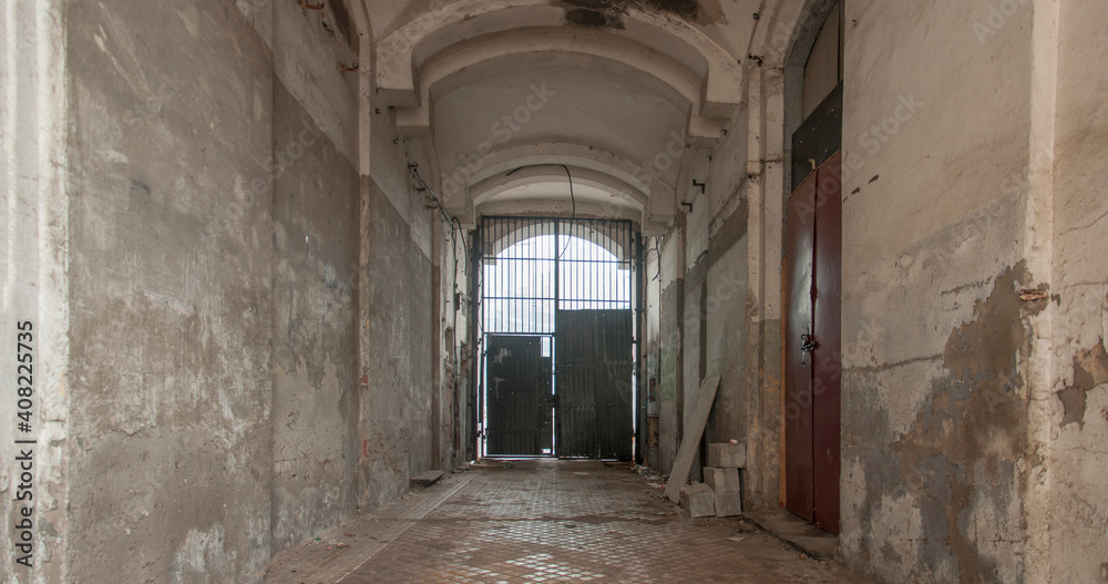 Fototapeta premium Abandoned Lejb Osnos’ tenement