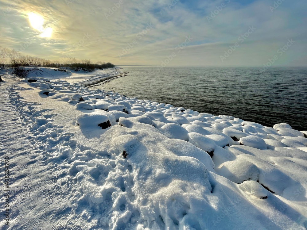 Obraz premium Baltic Sea winter coast beach Daugavgriva Latvia