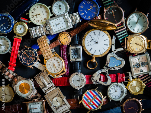 Obraz na płótnie montres temps figer gousset négatif aiguilles midi