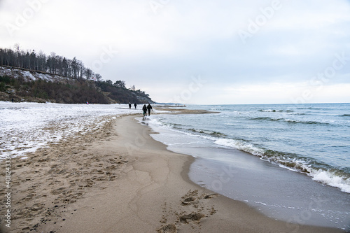Fototapeta Naklejka Na Ścianę i Meble -  winter landscape from the beach on the Baltic Sea with snow in Poland in Jastrzębia Góra.