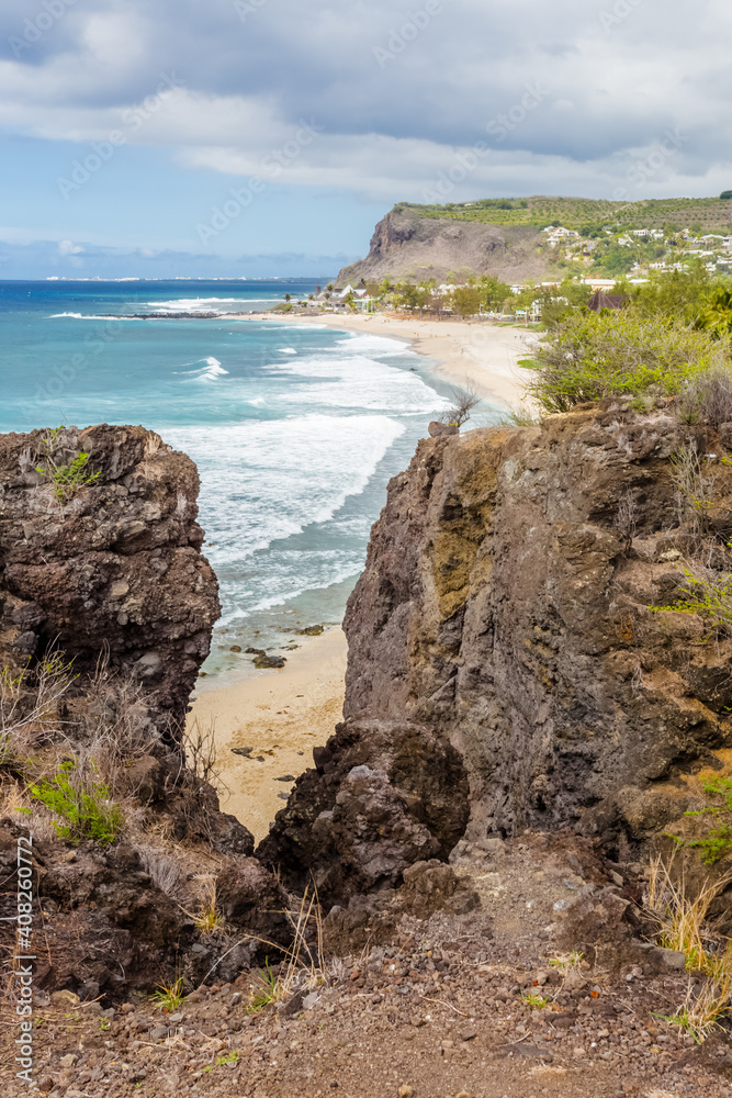 Falaises du Cap Homard, plage d Boucan, Saint-Gilles-les-Bains, île de la Réunion 