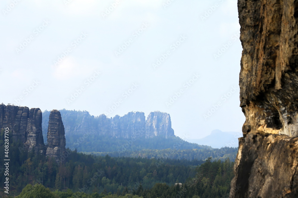 Fototapeta premium Kuhstall Felsentor im Elbsandsteingebirge
