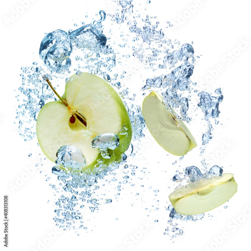 фотографія Green apple in water