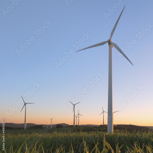 wind turbines in the field © Anselm