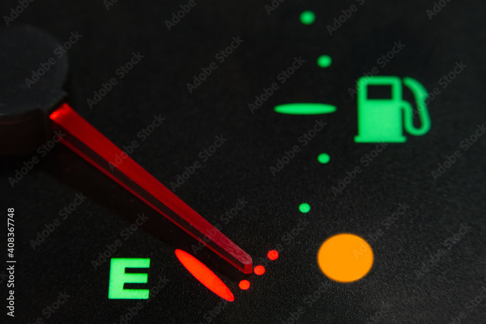 fuel level indicator in reserve, without fuel. Fuel empty. fuel level indicator in reserve, without fuel. Fuel empty.