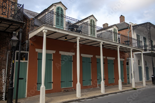 Fototapeta Naklejka Na Ścianę i Meble -  French Quarter house in New Orleans