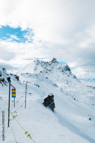 Switzerland blue Mountains © Jungvisuals