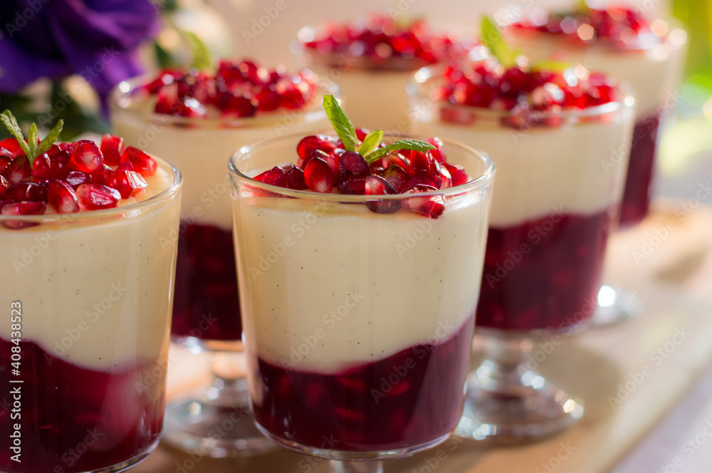 panna cotta with raspberry panna cotta with raspberry