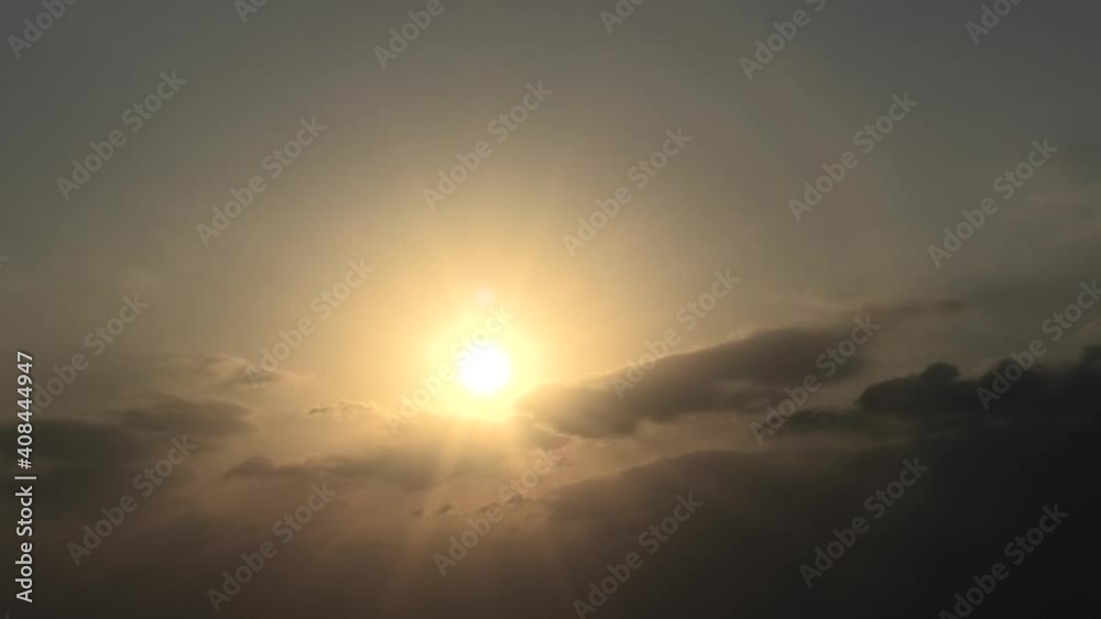 沖縄 那覇空港沖に沈む夕陽 沖縄 那覇空港沖に沈む夕陽