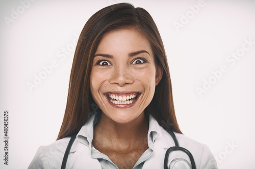 Фотография Evil smile mean psychopath doctor concept