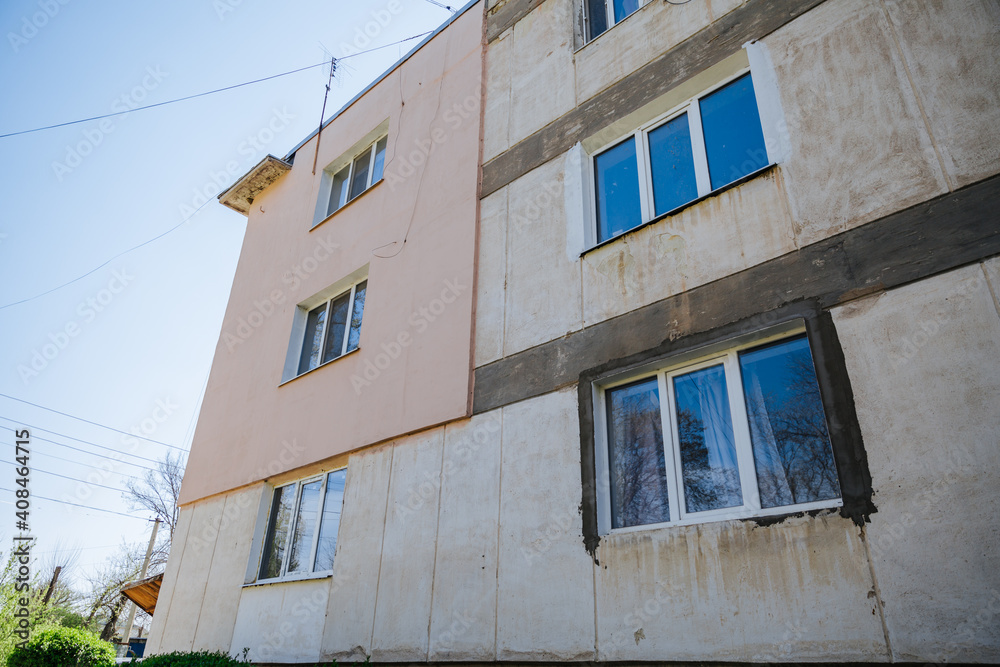 Insulated wall of the house. Modern technologies of energy saving and thermal protection of house Insulated wall of the house. Modern technologies of energy saving and thermal protection of house