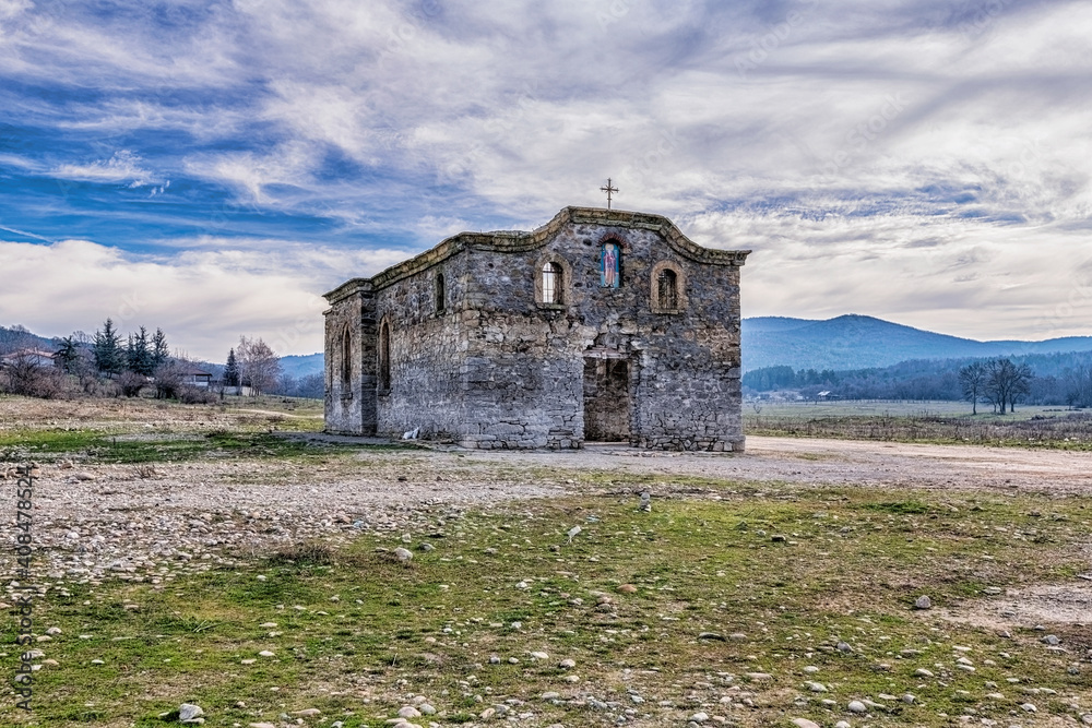 Fototapeta premium church in the mountains