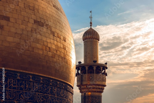 Obraz na płótnie The shrine of Imam Hussain Ibn Imam Ali Ibn Abi Talib in Karbala, Iraq