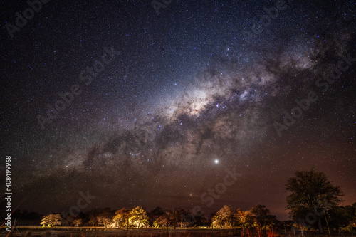 Fotografía Milky Way Center high above the Zambezi region