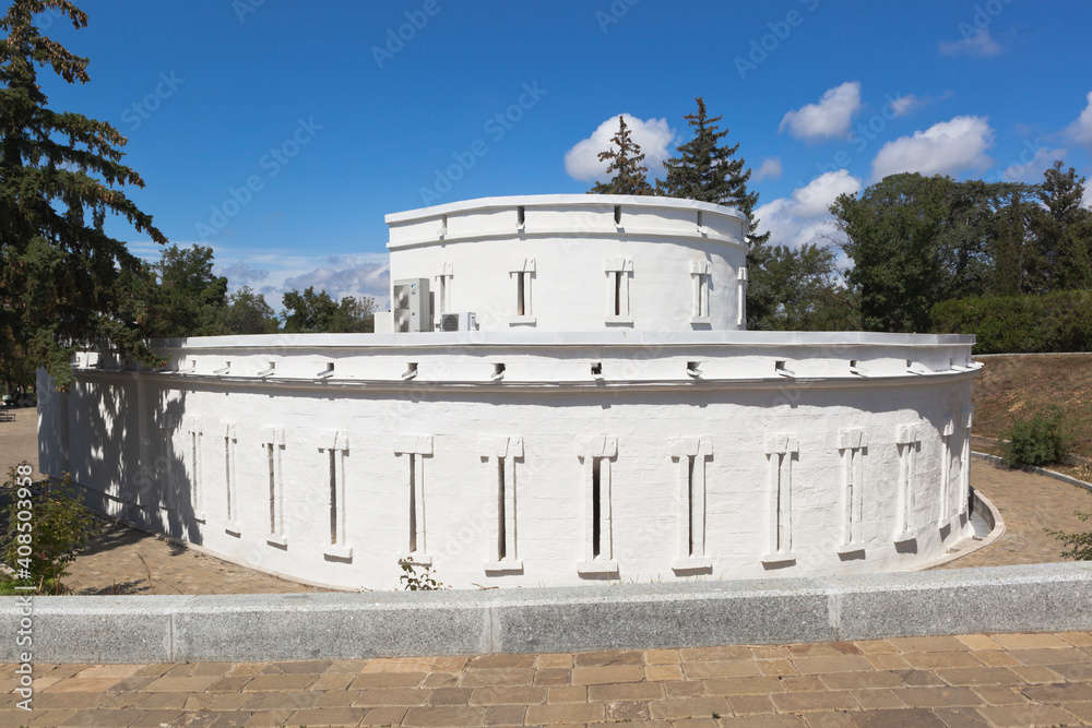 Fototapeta premium Defensive tower at the memorial complex Malakhov Kurgan in the hero city of Sevastopol, Crimea