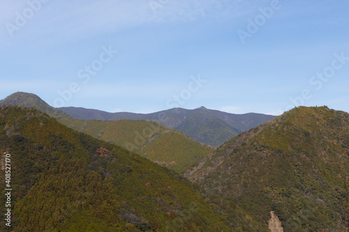 山と空