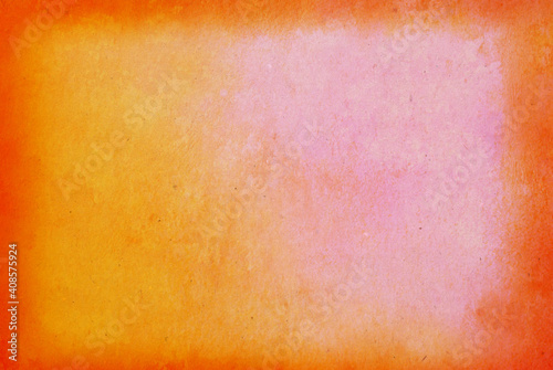 Pastellfarben . helles gelb, orange und altrosa auf alter Wand - Hintergrund für Text und Bild