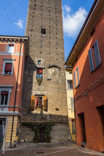 Torre Prendiparte tower in Bologna, Italy photo